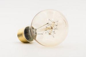 電球の発明